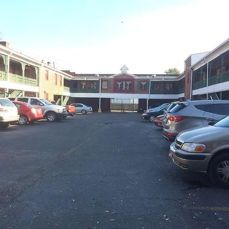 Budget Inn Downtown Mobile Eksteriør bilde